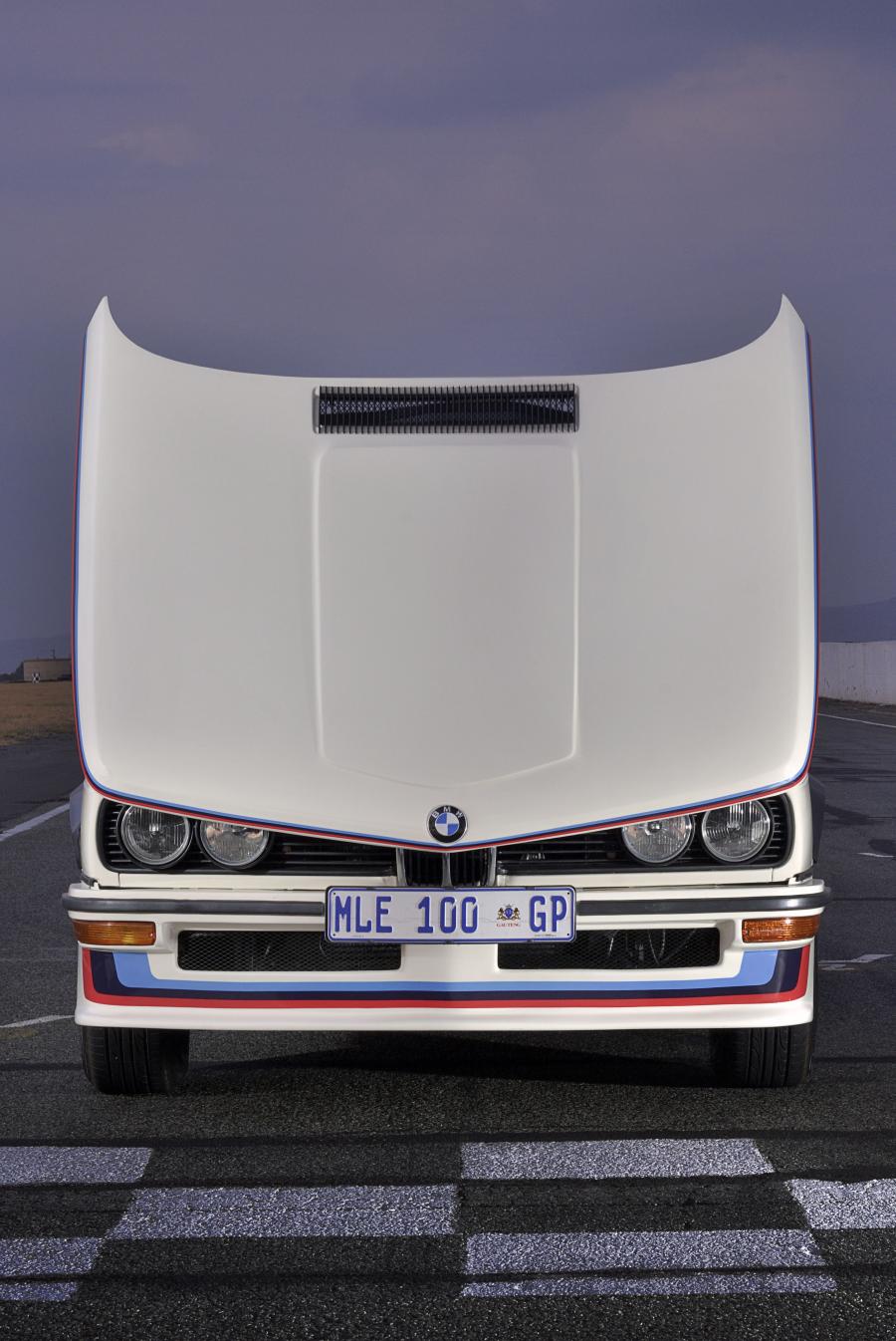  BMW 530 MLE (E12) 1976 года  (ZA) (фото 3 из 95)